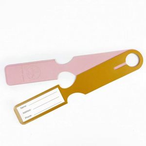 Etiqueta de equipaje de cuero de doble cara con logotipo personalizado en oro caliente, diseño hueco de avión - Product Image 4