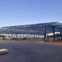 Kits de Construcción Rápida de Casas Metálicas Tipo Barndominium - Taller con Estructura de Acero Resistente a Terremotos y Espacio Residencial