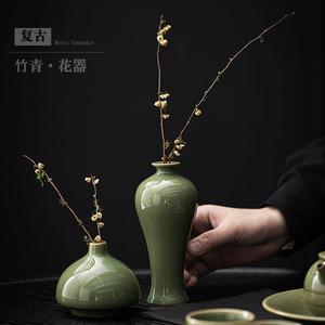 Retro Ceramics <b>Mini</b> <b>Vase</b> Green Glaze Tabletop Decor For Living Room And Tea Ceremony - Product Image 3