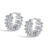 Dylam Trendy Women Fine Jewelry Boucles d'oreilles crochet en argent sterling 925 plaqué rhodium 5A CZ Cubic Zirconia Baguette Gear pour femmes