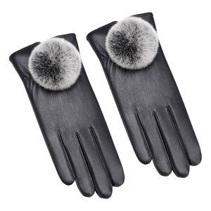 Moda abito invernale Touchscreen corsa pelliccia di coniglio da donna in pile in finta pelle guanti PU - Product Image 3