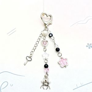 Porte-clés Y2K en forme de note de musique de guitare, <span class=keywords><strong>mousqueton</strong></span> en forme de cœur, porte-clés perlé, breloque de sac fraise style punk rock pour les amateurs de musique, pour téléphone - Product Image 4