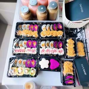 XM Fabricación Impresión personalizada Cajas de sushi de grado alimenticio Contenedores de embalaje Forma de barco Caja de sushi para llevar <span class=keywords><strong>con</strong></span> <span class=keywords><strong>tapa</strong></span> - Product Image 5