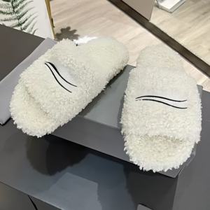 Zapatillas de interior cálidas de lana, diseño bordado a la moda, cómodas y transpirables, zapatillas informales para caminar para hombres y mujeres - Product Image 4