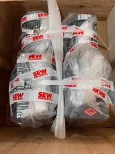 Genuine Two-Stage Helical <b>Worm</b> <b>Gear</b> Reducer S37R17 S47R17 S57R17 S67R37 Factory Direct - Product Image 4