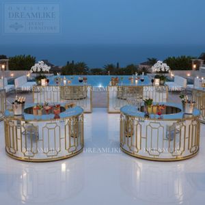 Comptoir de <span class=keywords><strong>bar</strong></span> circulaire moderne en métal doré avec plateau en verre blanc pour événements de luxe, mariages, locations et vente en gros - Product Image 1