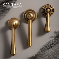 Poignées de tiroir Santaya en laiton brossé antique, boutons de cuisine en forme de goutte d'eau de style mid-century, poignées de commode, poignées de tiroir de salle de bain