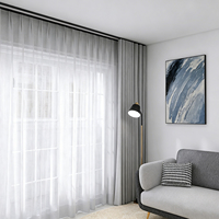 Rail de rideau à fixation au plafond ZSTARR, design invisible