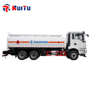 Camion-citerne Shacman F3000 6x4 en état neuf avec transmission manuelle, utilisé pour le transport de pétrole - Product Image 1