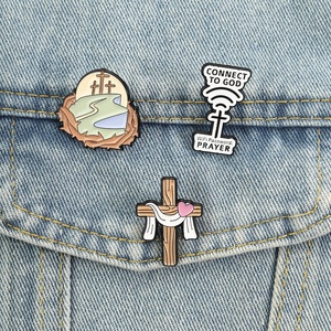 Broche Émaillée Vintage Croix de Jésus Cœur, Badge de Revers, Bijou Religieux Tendance, Cadeau de Foi Chrétienne - Product Image 3