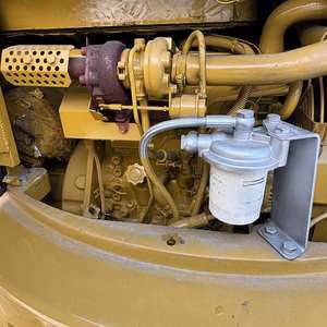 Excavadora Hidráulica Mini Caterpillar 303.5E CR de 3.5 Toneladas con Giro de Cola Cero para Construcción Urbana y Paisajismo - Product Image 6