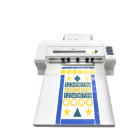 Machine de découpe automatique à alimentation par feuilles Bascocut avec positionnement par caméra CCD, moteur servo haute vitesse pour étiquettes et autocollants