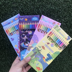 Coffret Cadeau de Crayons de <span class=keywords><strong>Couleur</strong></span> en Bois 12 Couleurs pour <span class=keywords><strong>Dessin</strong></span> et Graffiti d'Enfants, Motif Capybara de <span class=keywords><strong>Dessin</strong></span> Animé, pour le Commerce International - Product Image 4