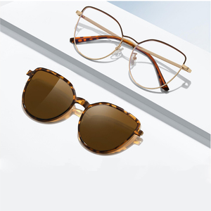 7102 tùy chỉnh sang trọng củ<span class=keywords><strong>a</strong></span> phụ nữ TR90 + kim loại clip trên Thời Trang Chống ánh sáng màu xanh kính với clip từ ống kính phân cực - Product Image 1