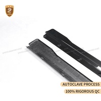 Jupes latérales en fibre de carbone sèche style WD pour Lamborghini Urus SE modèle 2025-2026