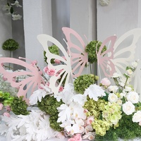 Décoration de mariage en forme d'ailes de papillon creuses, accessoires de vitrine faits à la main, ailes de papillon en carton, guide d'allée, toile de fond de scène