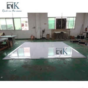 Plateforme en bois de 4 pieds x 4 pieds avec bords en aluminium, sols de danse élégants pour mariages - Product Image 3