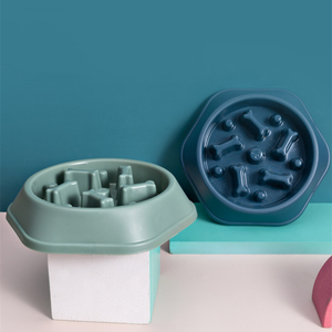 Penjualan terlaris mangkuk makanan hewan peliharaan anti-tersedak tulang plastik mangkuk makan lambat anjing kucing untuk perjalanan - Product Image 6