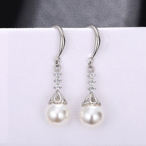 Eleganti Orecchini Pendenti Lunghi Simil-Perla per Donne, Orecchini Classici a Goccia per Uso Quotidiano e Feste, Gioielli alla Moda - Product Image 6