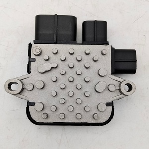 โมดูลควบคุมพัดลมระบายความร้อนสำหรับ <span class=keywords><strong>Nissan</strong></span> 370Z 3.7, <span class=keywords><strong>Nismo</strong></span> 3.7 21493EH10A 1355A053 1355A124 1355A125 1355A408 1355A143 - Product Image 1