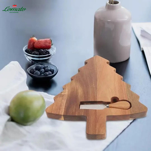 Tabla de cortar con forma de árbol de Navidad y logotipo personalizado al por mayor, tabla de charcutería de <span class=keywords><strong>Acacia</strong></span> popular con juego de cuchillos para fiestas en casa - Product Image 3