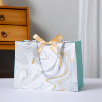 Sacs en papier personnalisés pour boutiques, écologiques, avec logo sur mesure, impression personnalisée, sacs cadeaux avec poignées en ruban