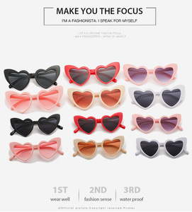 Lunettes de soleil vintage en forme de cœur pour maman et moi, lunettes de soleil rétro pour femmes adultes et enfants, lunettes de soleil assorties maman et moi en forme de cœur - Product Image 5