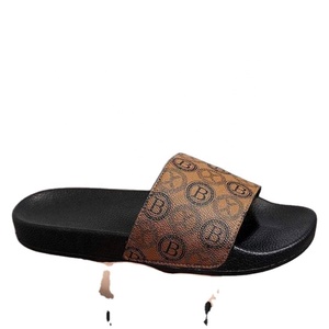 Chaussons plats pour hommes de grande taille 39-47, style décontracté, pour l'extérieur, sandales plates de créateur pour hommes, vente chaude - Product Image 1