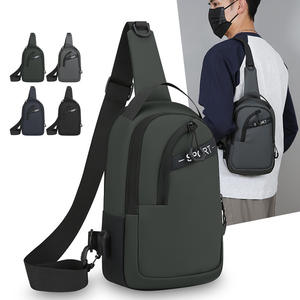 Sac de poitrine pour homme de style coréen, grande capacité, en matériau enduit, sac bandoulière décontracté, sac à bandoulière pour trajets quotidiens en extérieur, gris, noir, foncé - Product Image 1