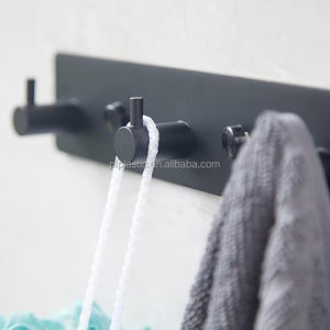 Porta asciugamani autoadesivo da parete resistente nero opaco gancio in plastica impermeabile ganci per l'organizzazione della parete - Product Image 2