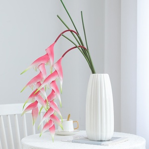 Décoration d'intérieur haut de gamme : Plante artificielle suspendue, longue tige en plastique souple, 9 fleurs de <span class=keywords><strong>paradis</strong></span> (Plumeria) et Phénix de feu - Product Image 3
