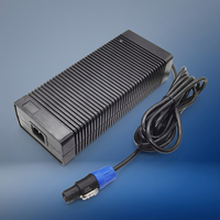 Chargeur LiFePO4 Lianyunda Alternative 58,4V 5A pour batteries de vélos électriques 48V, port XT60, entrée 100-240V, protections multiples