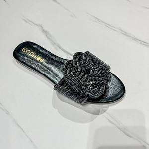 <span class=keywords><strong>Sandalias</strong></span> Planas Tipo Pantuflas de Alta Gama para Mujer para Exportación, de Moda con Punta Abierta, Plantilla Transpirable de PU para la Temporada de Primavera - Product Image 6