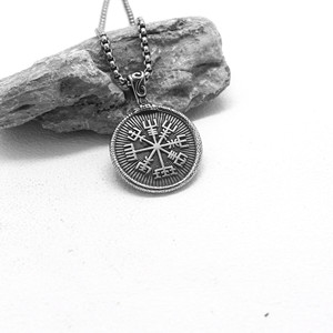 yunnique <b>Titanium</b> Steel Unisex Geometric Round Pendant Necklace Minimalist Style Jewelry For Daily Wear - Product Image 2