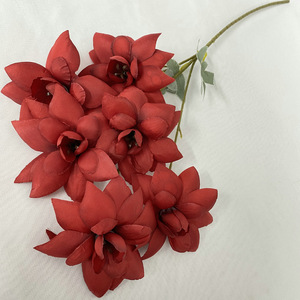 Fleurs artificielles Queyiyi, pivoines et roses rouges en plastique et soie pour décorations de mariage - Product Image 4