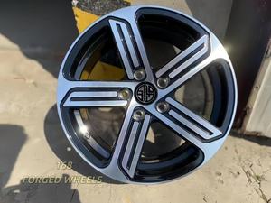 168 कस्टम जाली एल्यूमीनियम मिश्र धातु पहिया यात्री कार पहियों और टायर ट्रक के लिए टायर ट्रक रिम - Product Image 3