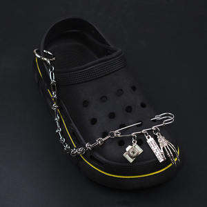 Juego de abalorios de cadena de zapatos de estilo gótico, accesorios de hebilla de Metal para <span class=keywords><strong>zapatillas</strong></span>, botas, decoración DIY, joyería de zapatos Punk Rock - Product Image 3