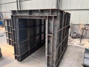 قالب خرساني مخصص على شكل حرف U لقنوات الصرف، قالب فولاذي مسبق الصنع لتصريف المياه مباشرة من المصنع - Product Image 3