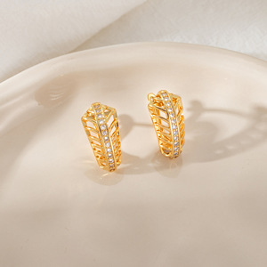 Boucles d'oreilles en zircon en forme de U, design géométrique, couleur or, composants de bijoux EKA 218 - Product Image 2