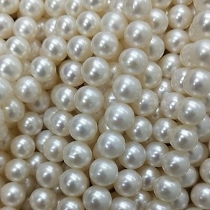 Collier de perles d'eau douce rondes de 8-9 mm en gros, semi-finies avec de légères imperfections, forme de pomme de terre, couleur, perles en vrac - Product Image 1