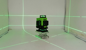Nivel Láser Verde de Precisión XEAST XE-16YG Industrial DIY 4D 1mm/5m 505nm, 16 Líneas, <span class=keywords><strong>Autonivelante</strong></span>, 360° Vertical - Product Image 5