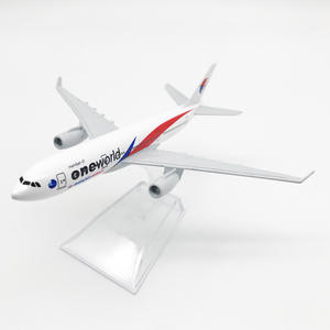 Modèle d'avion en alliage <span class=keywords><strong>Malaysia</strong></span> Airlines 330 de 16 cm – Ventes du fabricant, produits transfrontaliers les plus vendus à l'étranger, prend en charge les motifs - Product Image 3