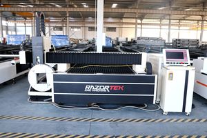 Equipo Láser Potente de 2KW 3KW 6KW, Máquina de Corte Láser Precisa, <span class=keywords><strong>Cortadora</strong></span> Láser Rotatoria para Placas Metálicas, <span class=keywords><strong>Cortadora</strong></span> de Láser para Láminas y Tubos Metálicos - Product Image 2