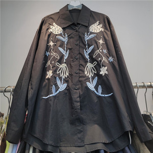 Camicetta ricamata retrò GX-2026 a maniche lunghe, design ampio, stile unico <span class=keywords><strong>e</strong></span> di nicchia, camicia con motivo floreale blu - Product Image 3