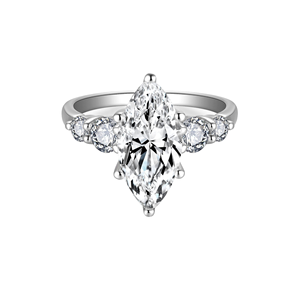 Bague irrégulière en argent sterling 925 avec moissanite œil de cheval 3 carats, élégante et tendance, pour femme, idéale pour mariage ou fiançailles, cadeau - Product Image 2