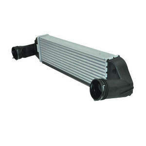 Refroidisseur d'air <span class=keywords><strong>Intercooler</strong></span> 17513421803 17513453726 3421803 3453726 pour <span class=keywords><strong>BMW</strong></span> <span class=keywords><strong>X3</strong></span> <span class=keywords><strong>E83</strong></span> N47 D20 C M57 D30 - Product Image 4