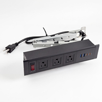 Multiprise encastrable standard US 7-en-1 avec bras télescopique en aluminium et station de charge pour cuisine, table de chevet, bureau