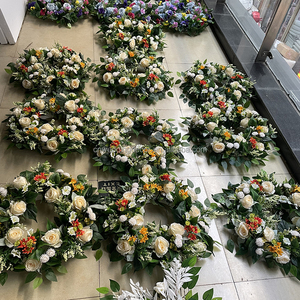 Ghirlanda di Fiori Artificiali Personalizzabile in Rosso e Verde per Halloween, Laurea, Festa della Mamma, Nuovo Design Decorativo - Product Image 6