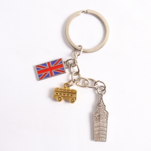 Dễ thương Great Britain <span class=keywords><strong>Big</strong></span> <span class=keywords><strong>Ben</strong></span> London Lưu Niệm <span class=keywords><strong>Keychain</strong></span> Với Xe Buýt Điện Thoại Gian Hàng Vương Miện Vương Quốc Anh Cờ Keyring Thời Trang Mặt Dây Chuyền Du Lịch Quà Tặng - Product Image 2