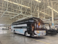 Autocar de tourisme diesel haut de gamme Tenglong avec toilettes, 51 sièges, 12,5 mètres, pare-brise double étage